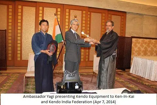 Ambassador of Japan Takashi Yagi presents kendo equipment at the Embassy in New Delhi, April 2014